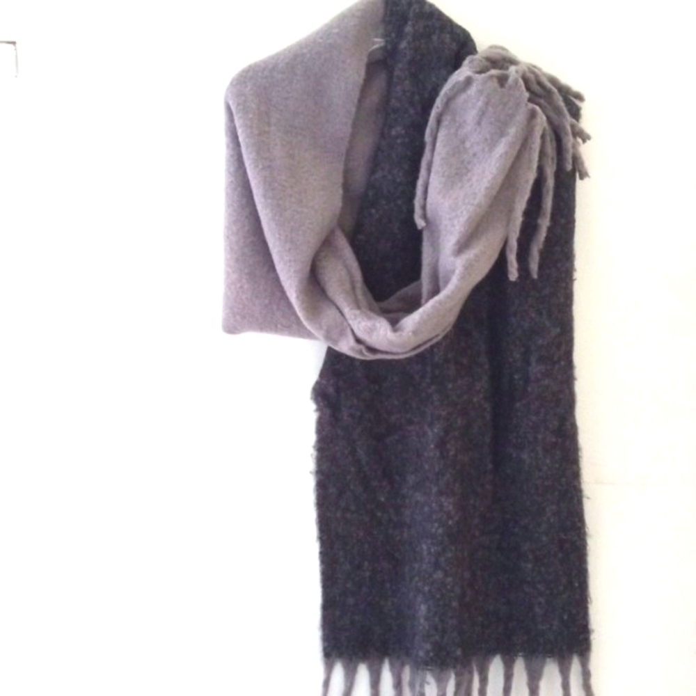 LAUNDRY BY DESIGN BLACK GRAY COLOR-BLOCK FRINGED HALF CAPE SHOULDER WRAP SIZE OS